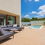 Villa La Colline I Private Pool Oasis Near Old Town