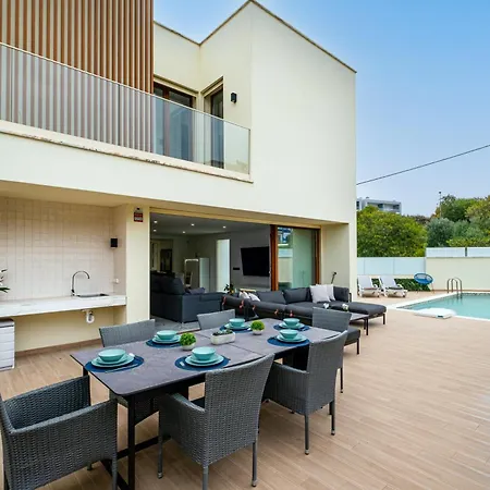 La Colline I Private Pool Oasis Near Old Town Villa *