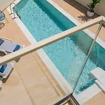Maricolline I Private Pool Oasis Near Old Town Albufeira